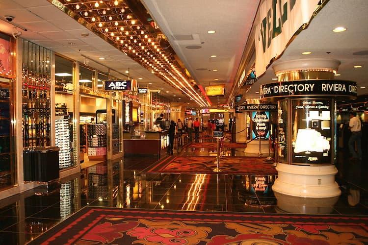 A Step Back in Time to Revisit Some of the Former Old Vegas Casinos of Yesteryear - 2026
